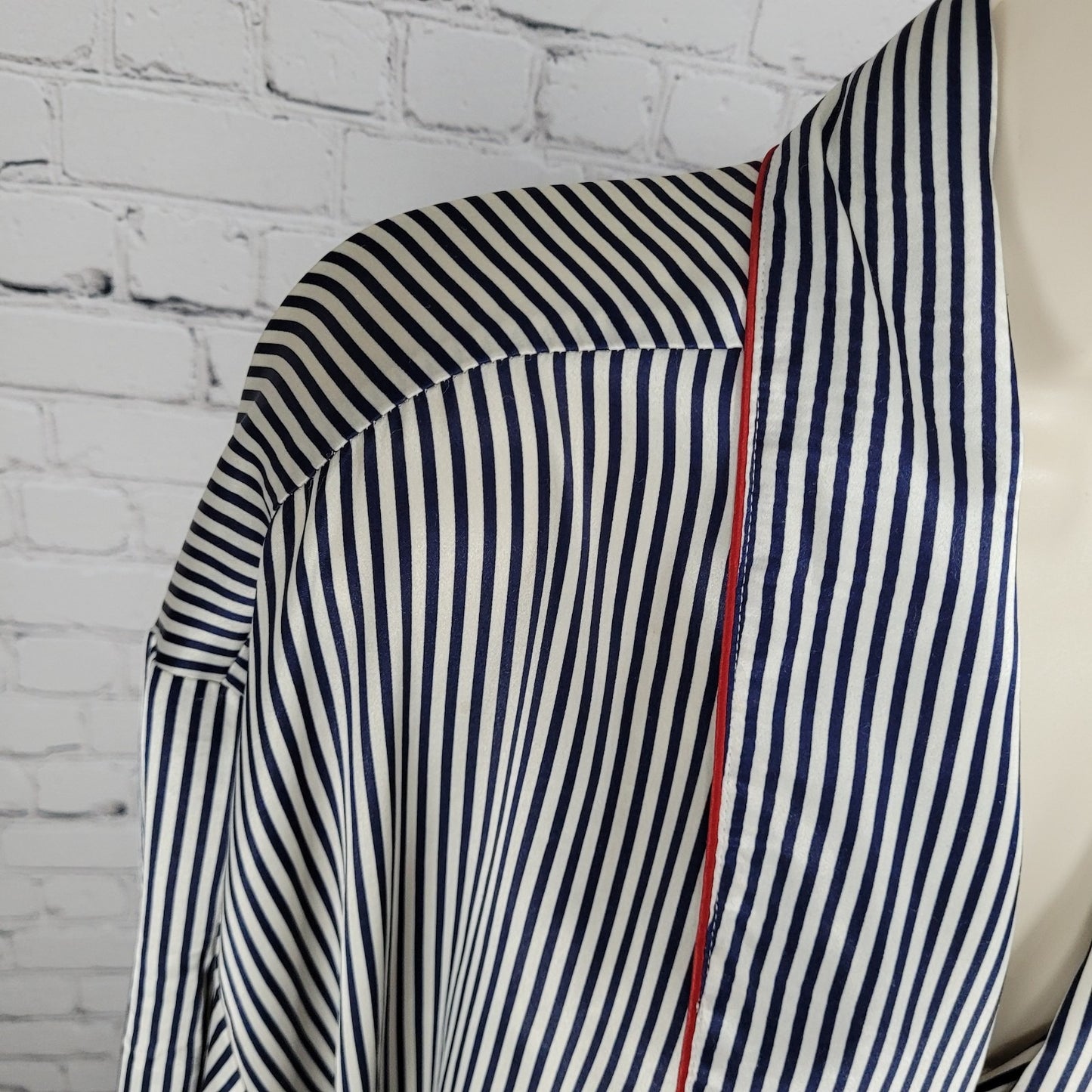 VTG Inner Most Navy White Satin Lightweight Long Sleeve Pockets Robe Size XL