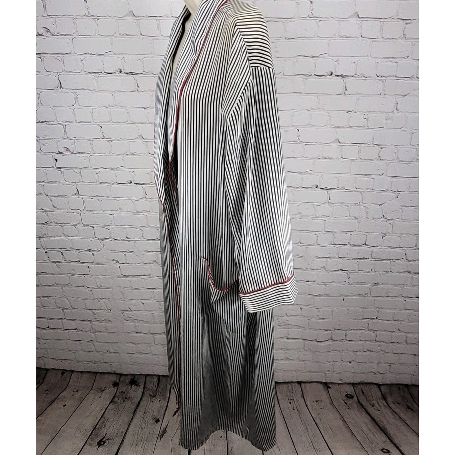 VTG Inner Most Navy White Satin Lightweight Long Sleeve Pockets Robe Size XL