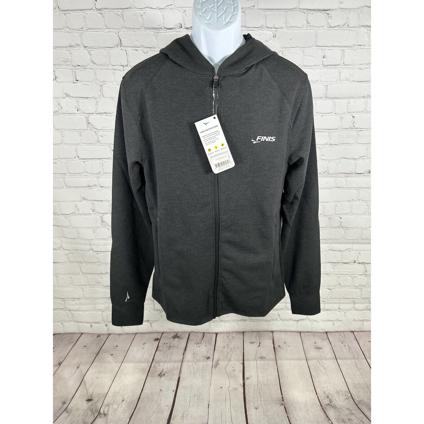 NWT Finis Tech Charcoal Warm Up Hooded Thumb Holes Full Zip Jacket Men’s M