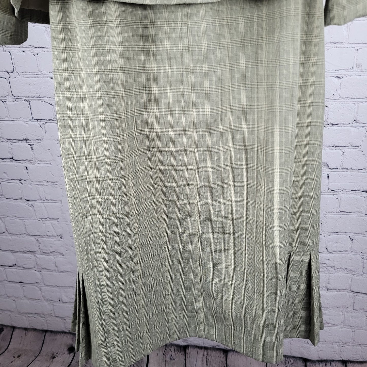 Kasper Beige Check 3 Button Peak Lined Jacket Skirt Suit 2 Piece Set Size 12P