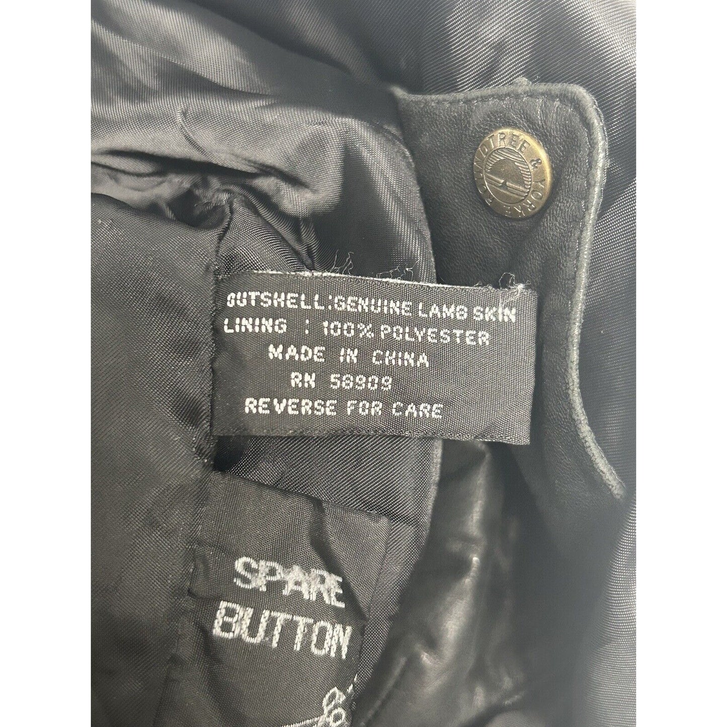 Roundtree & Yorke Black Lambskin Leather Long Sleeve Button Up Men’s Jacket L