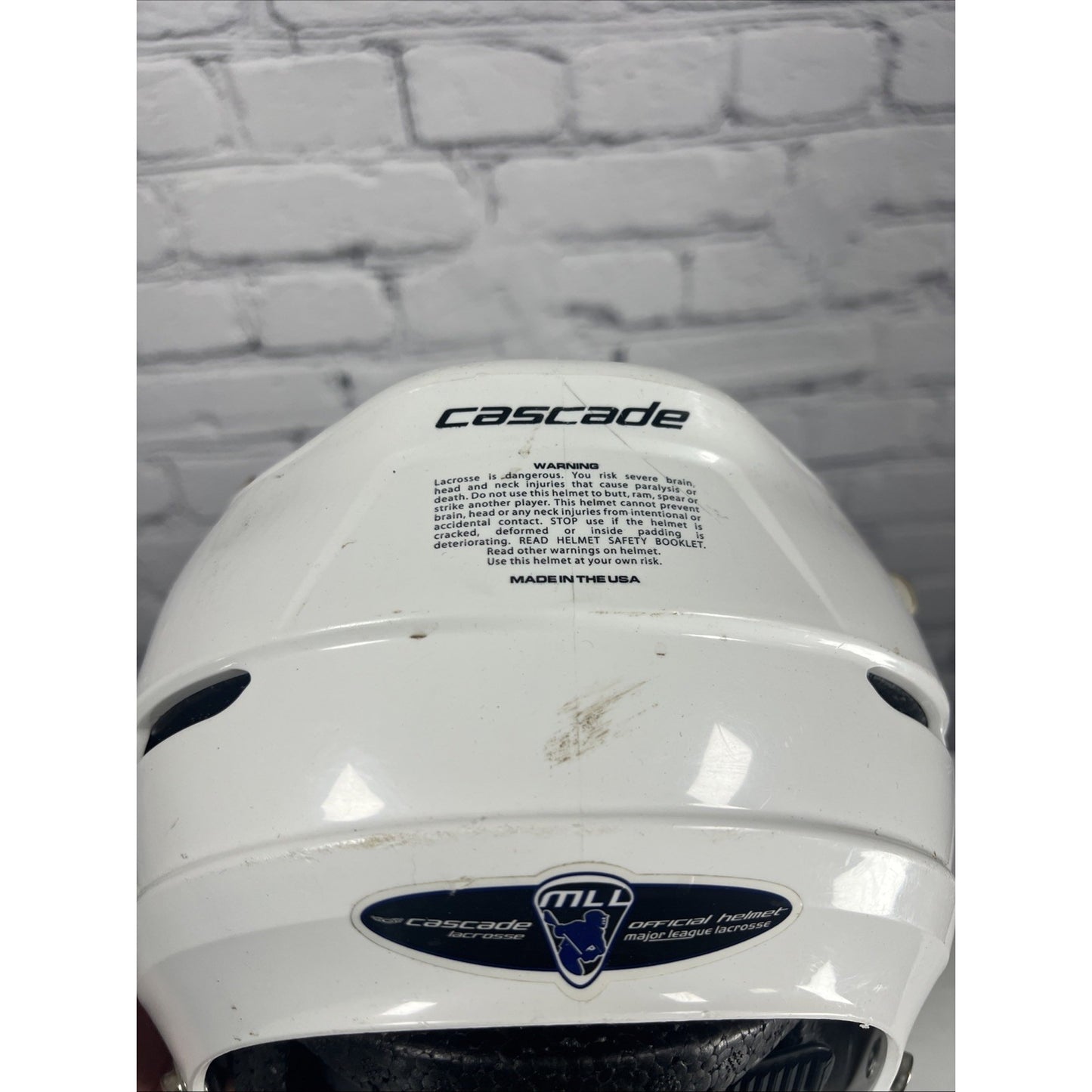 Cascade White CPV-R W/W/W/B Adjustable Lacrosse Helmet XS-R