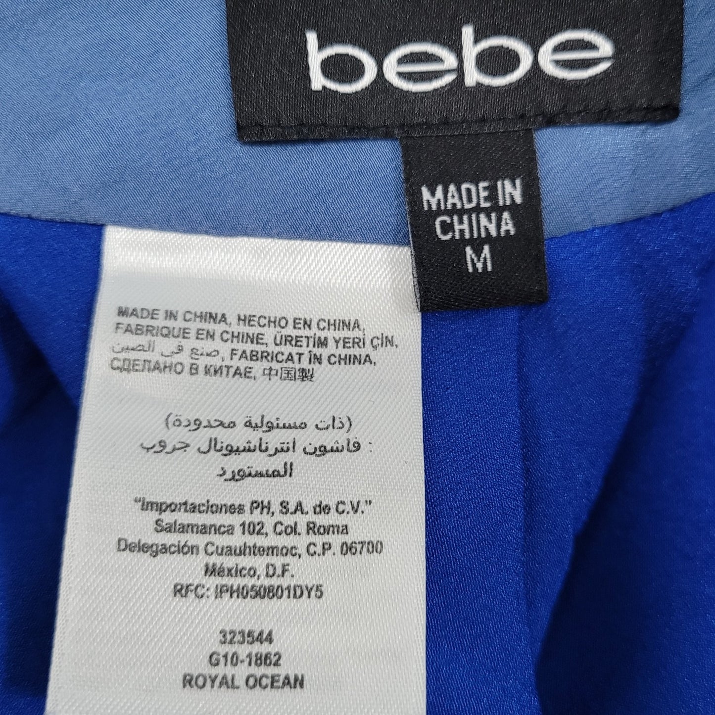 Bebe Blue 100% Silk Cold Shoulder Open Back Lightweight Blouse Top Size Medium M