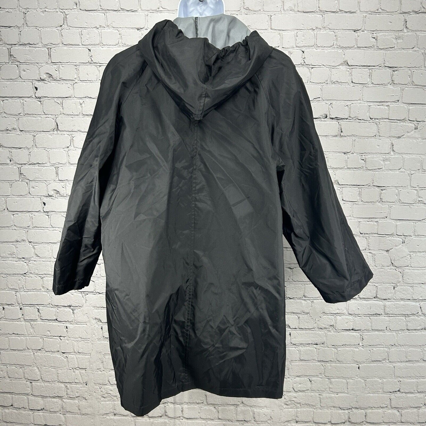 London Fog Black Button Up Adjustable Hooded Windbreaker Jacket Medium M Reg