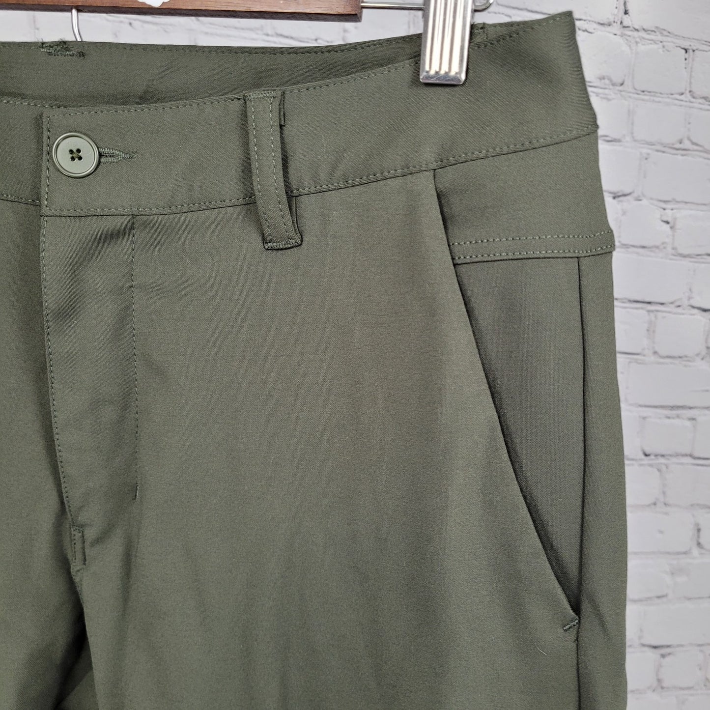BYLT Green Everyday Pant 2.0 Stretch Tapered Premium Basic Size Medium M (31x30)