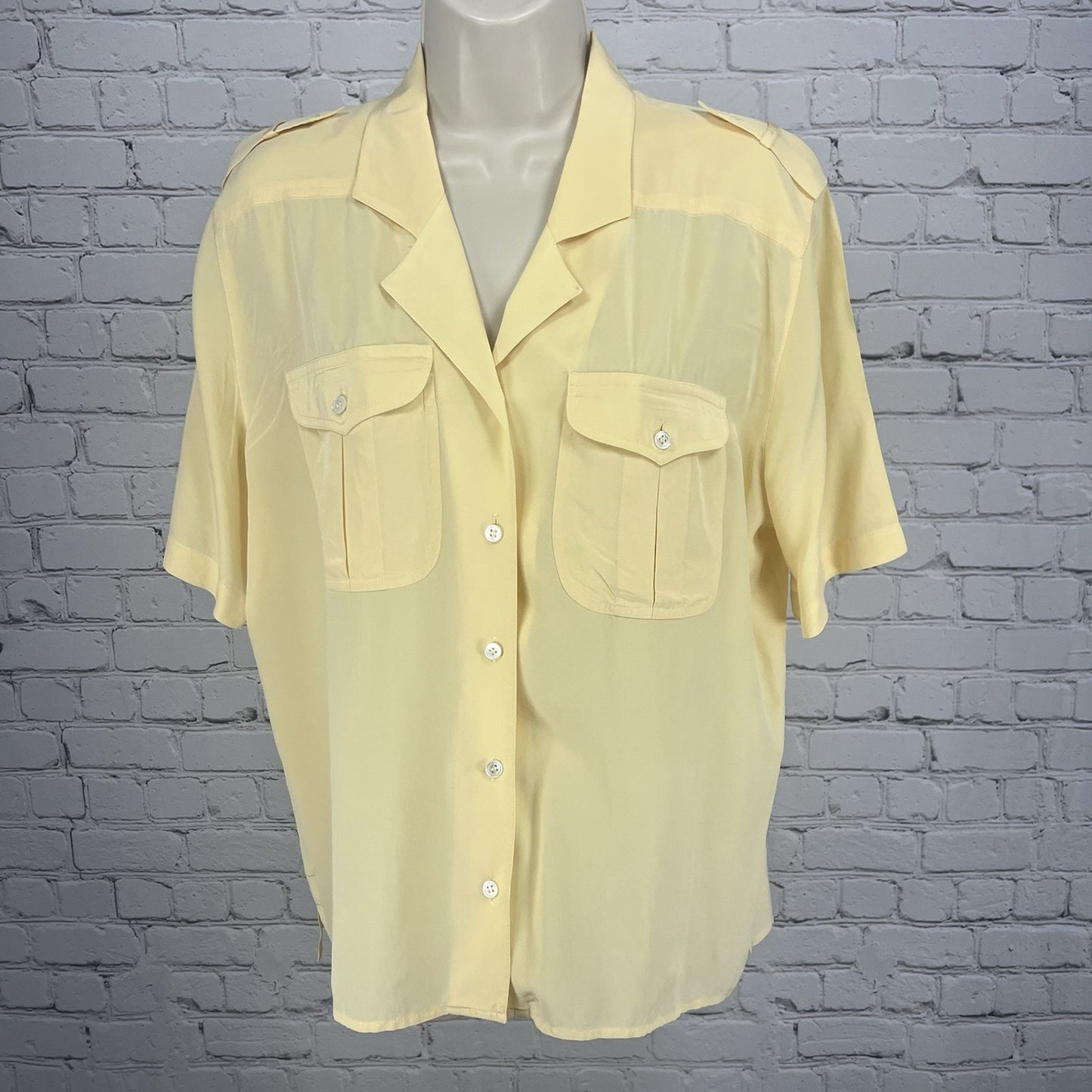 Liz Claiborne Collection Yellow 100% Silk Blouse Shoulder Tab Pocket Collared 10