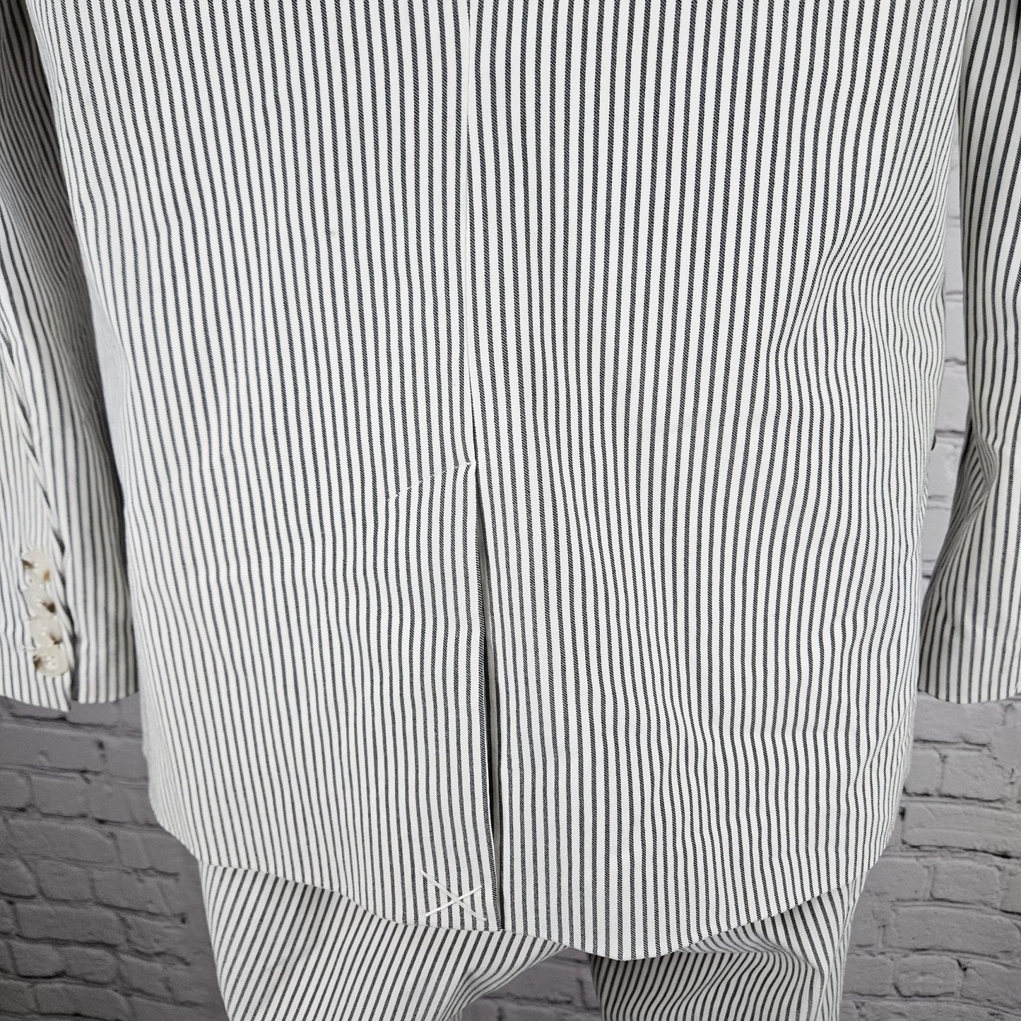 Adrianna Papell Ivory Grey Striped Full Pant Suit 2 Piece Set XS 4 (26x27)