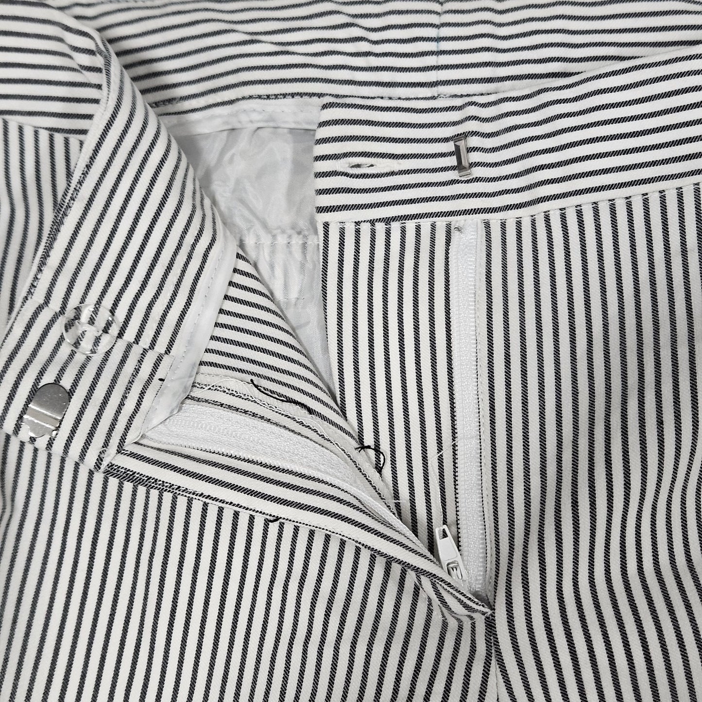 Adrianna Papell Ivory Grey Striped Full Pant Suit 2 Piece Set XS 4 (26x27)