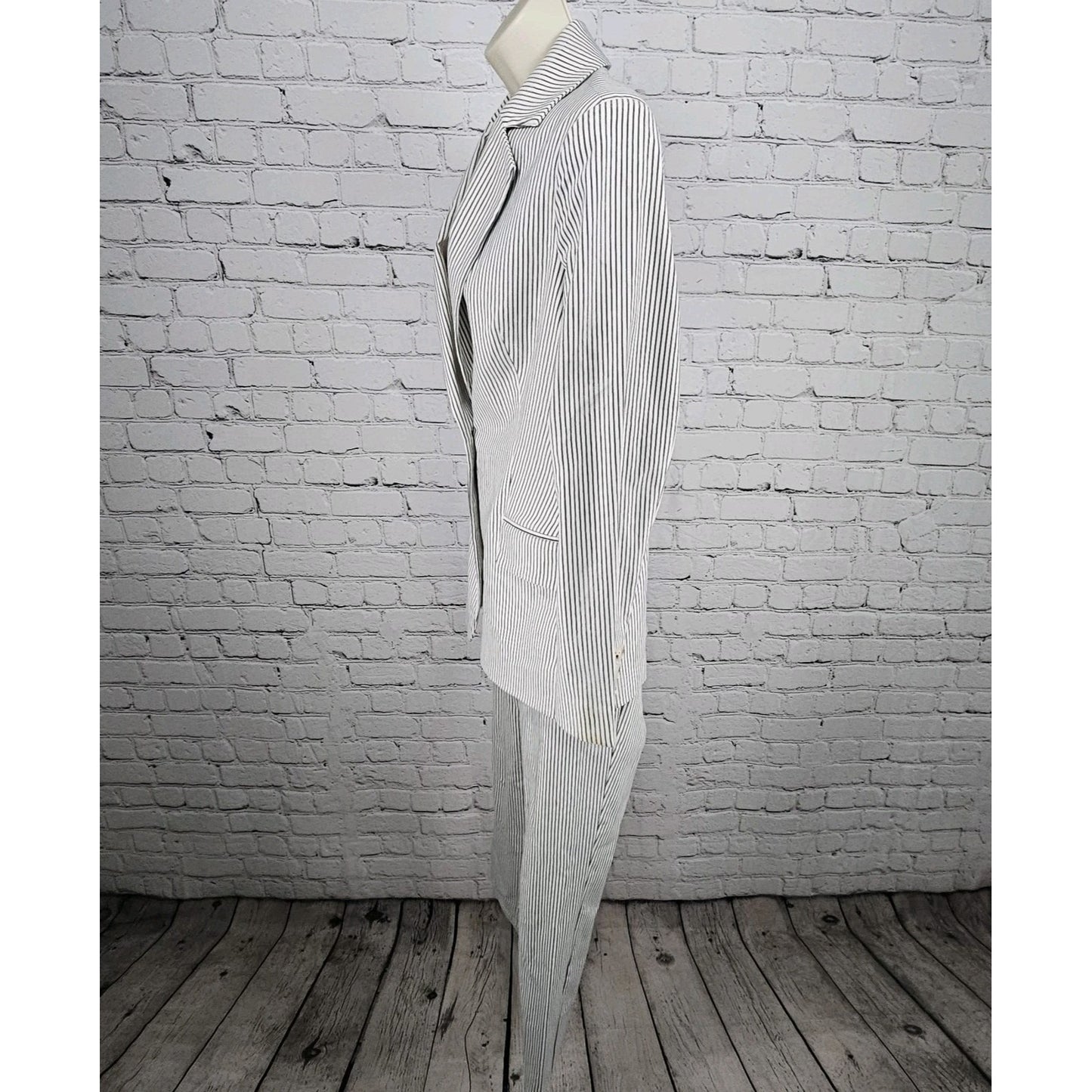 Adrianna Papell Ivory Grey Striped Full Pant Suit 2 Piece Set XS 4 (26x27)