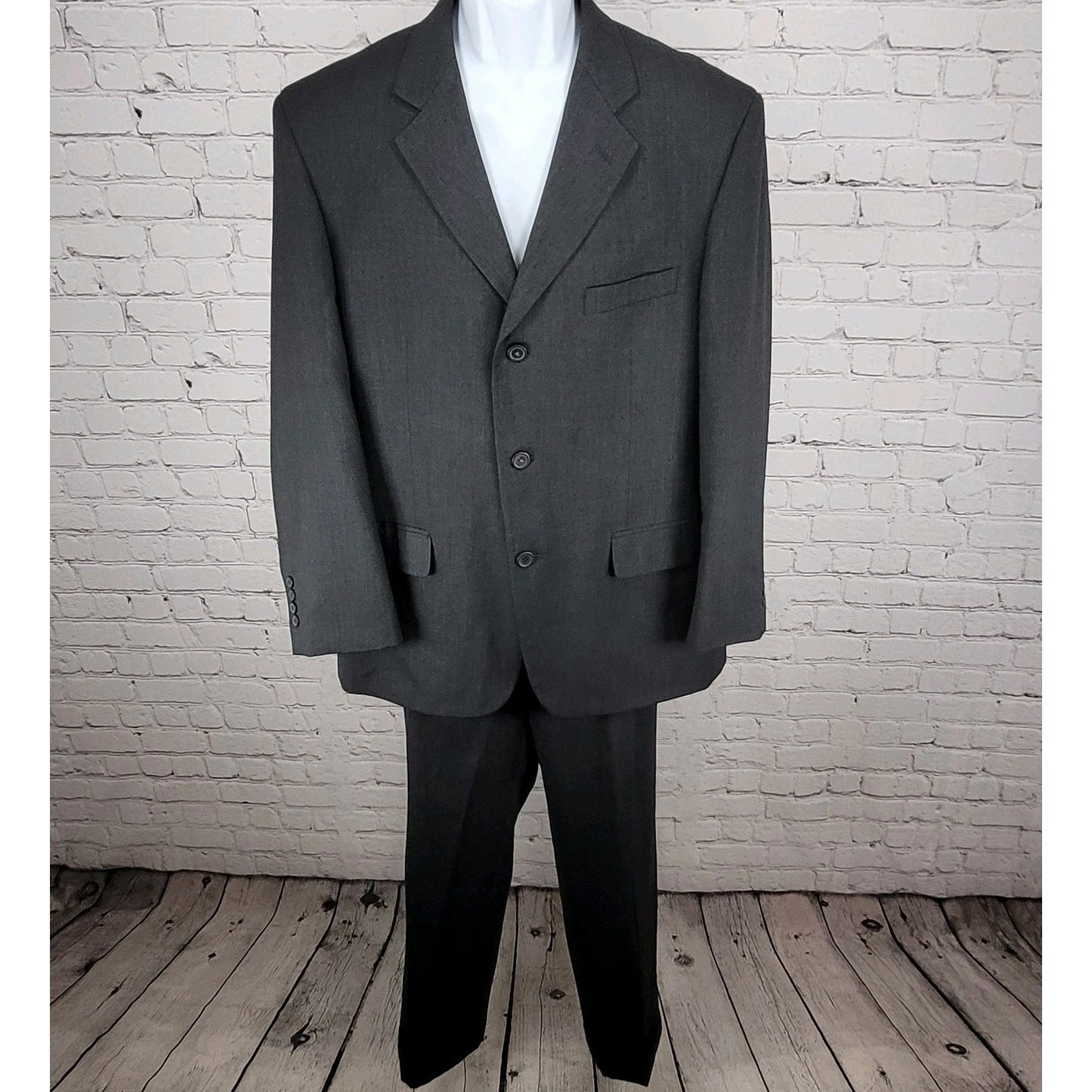 Versini Dark Grey 100% Wool 3 Button Blazer Full Two Piece Suit 42S 36W (36x28)