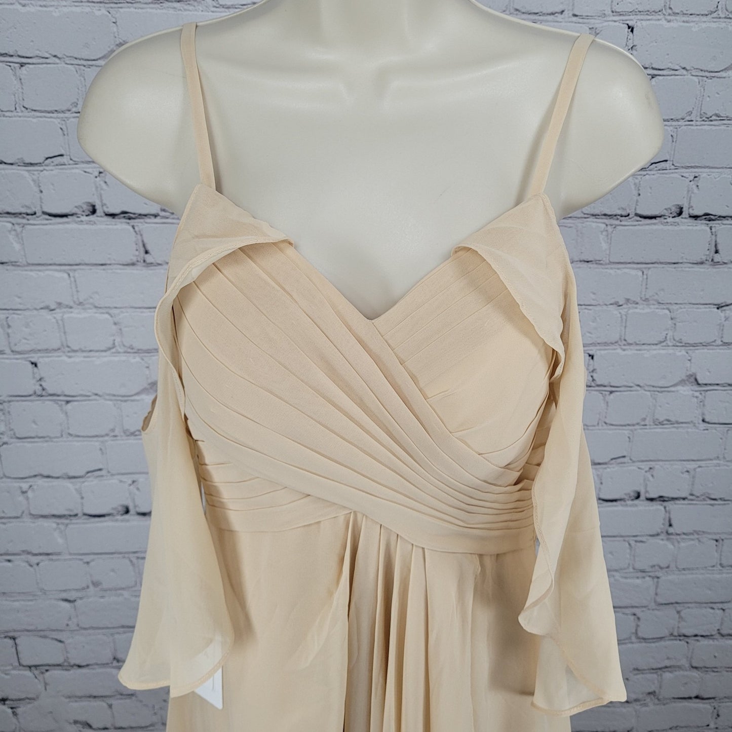 NWT Cicinia Cream Chiffon Lilah Flutter Sleeve Empire Waist Dress Gown Size 4