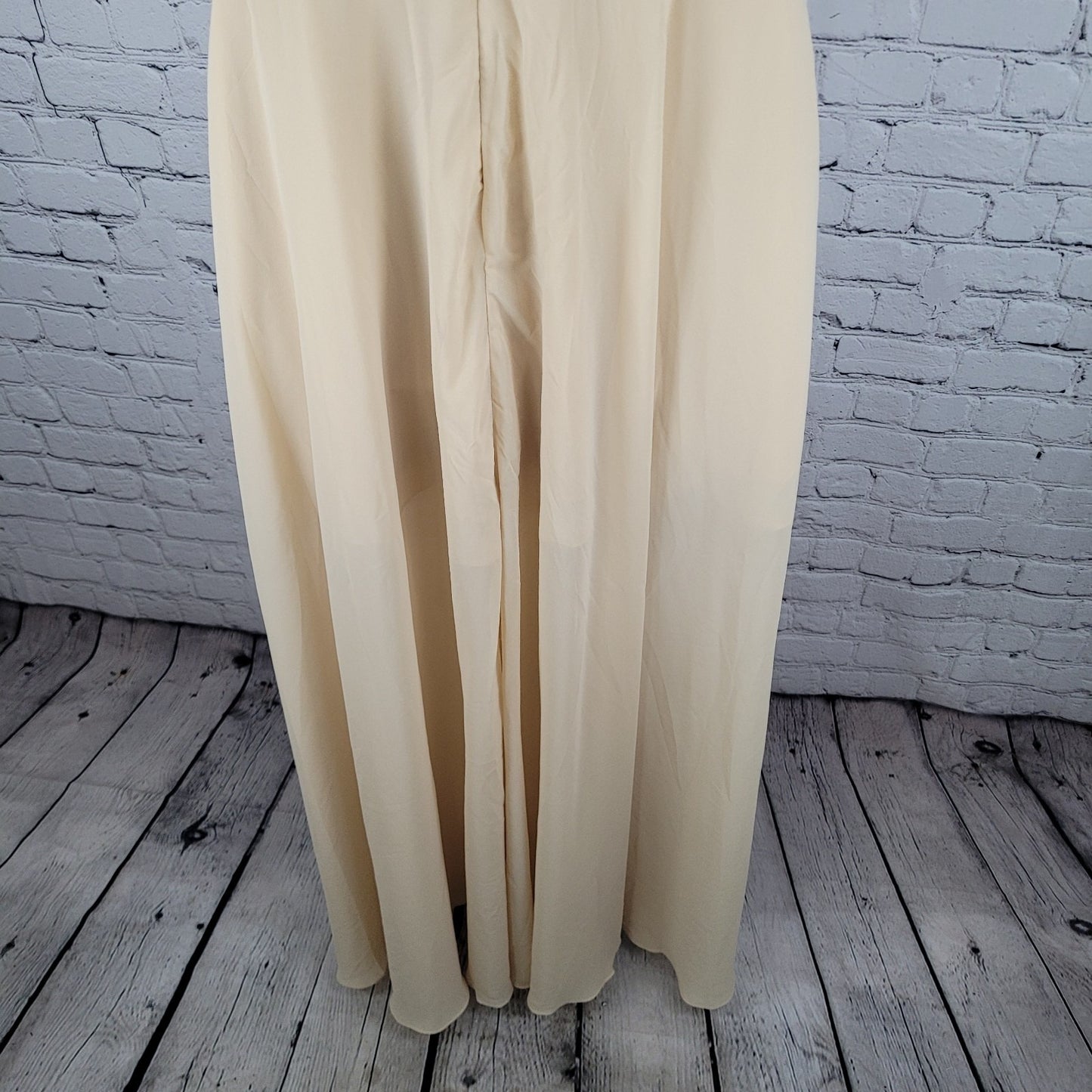 NWT Cicinia Cream Chiffon Lilah Flutter Sleeve Empire Waist Dress Gown Size 4