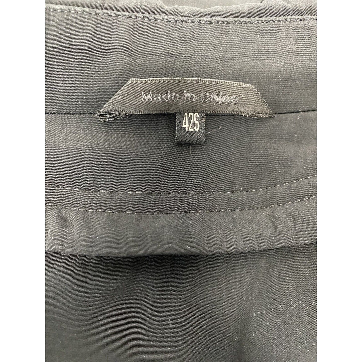 Calvin Klein Long Black Zip Out Liner Button Up Collared Coat Pockets Men’s 42S