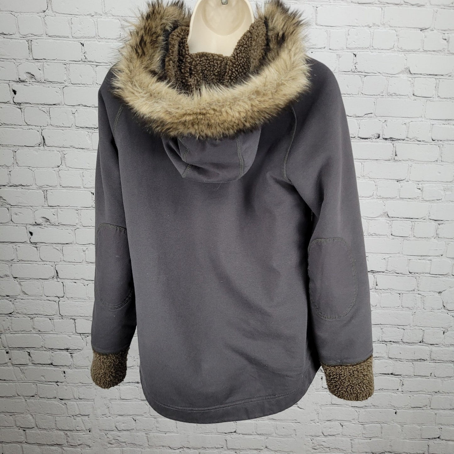 Eddie Bauer Grey Sherpa Lined Hooded Fur Trim Full Zip Jacket Size Medium M