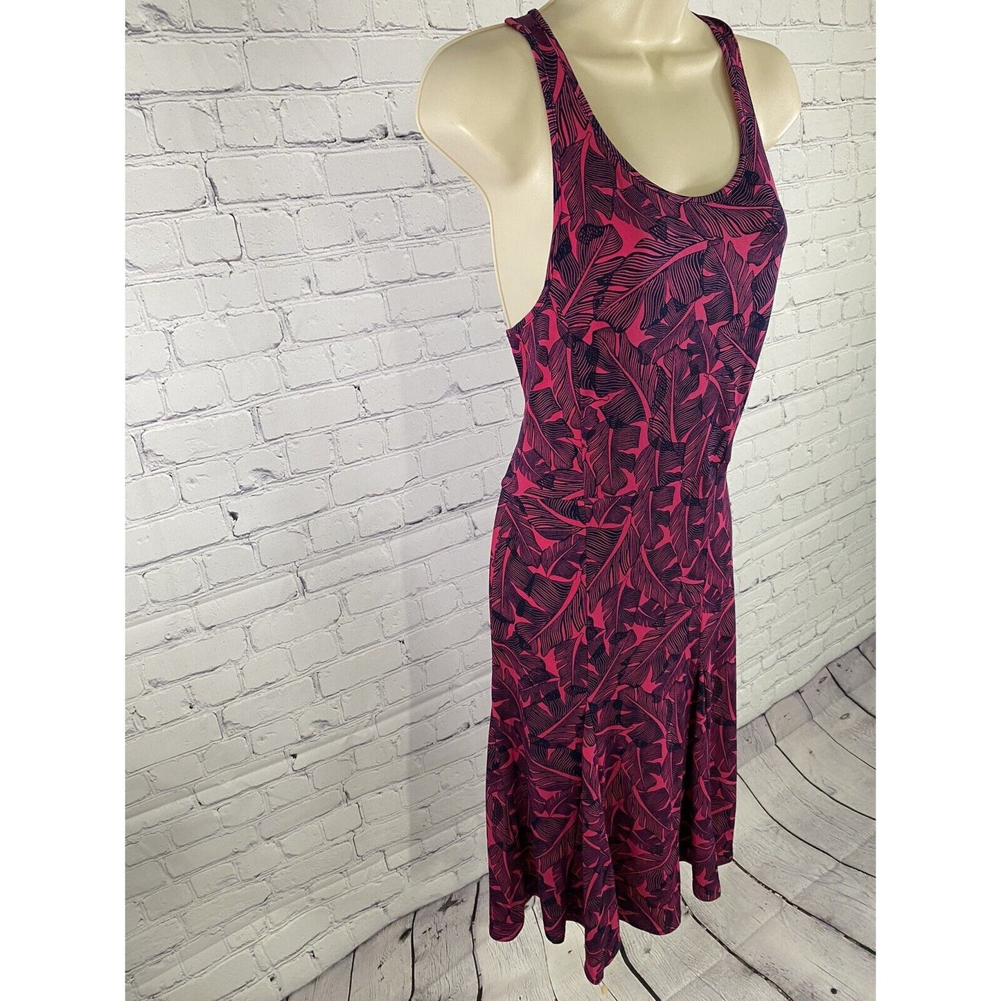 NWT Banana Republic Pink Blue Leafy Print Racerback Flowy Knee Length Dress XS
