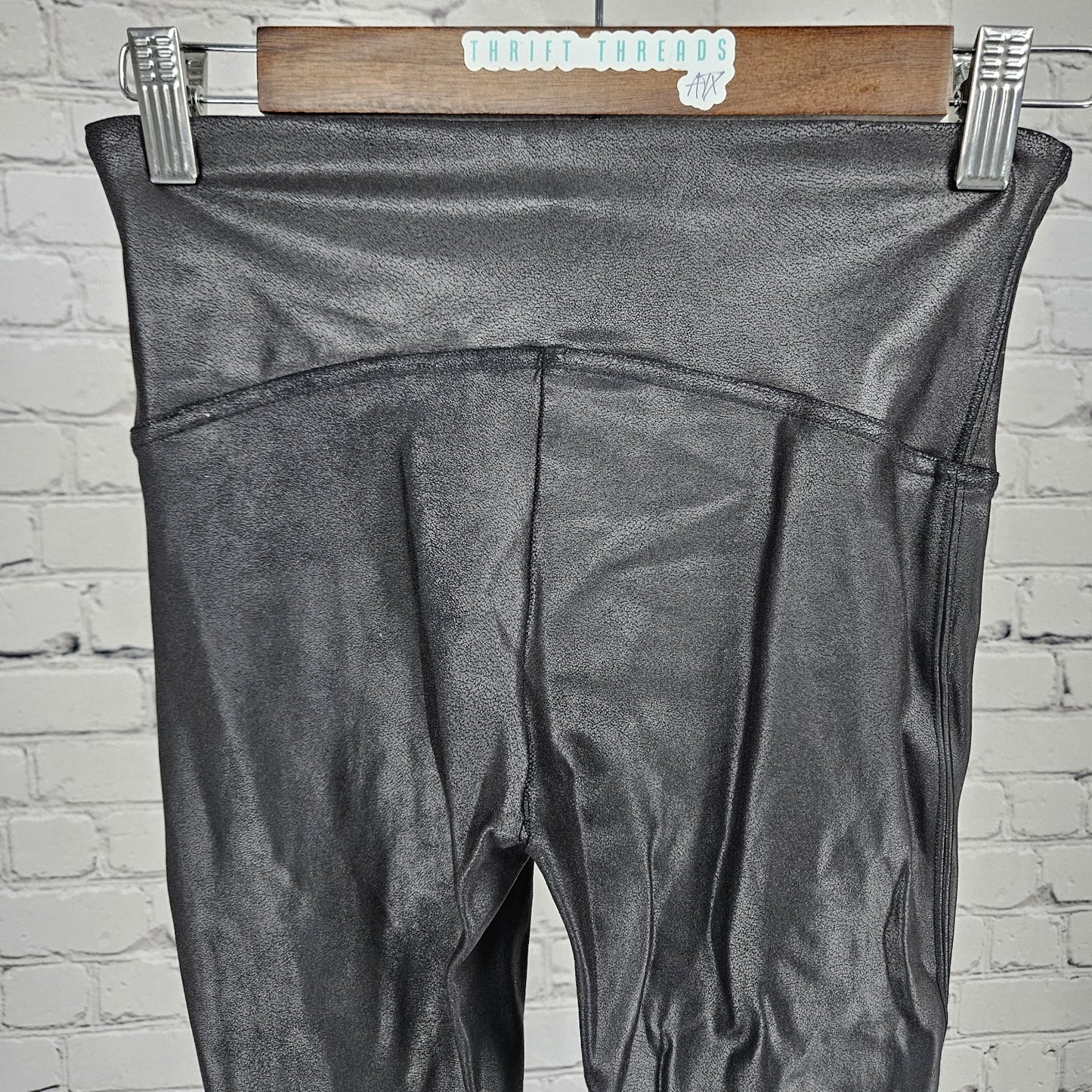 Spanx Black Coated Slimming Tummy Control Leggings Stretch Medium M (25x28)