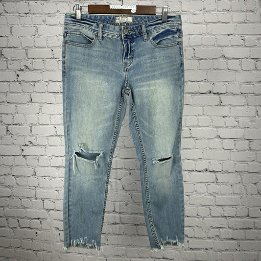 Free People Light Blue Distressed Mid Rise Denim Jeans Size 28 (29X25)