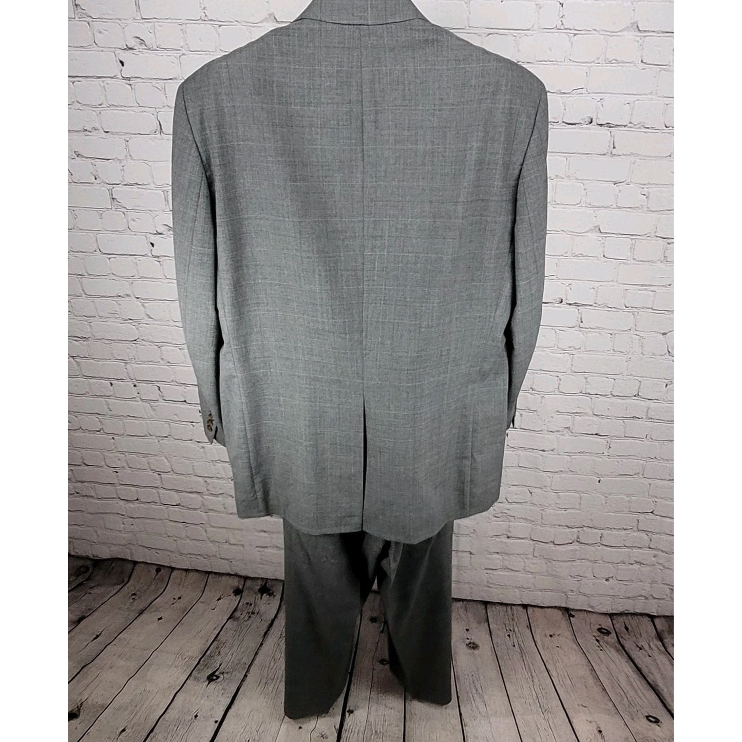 Chaps Ralph Lauren Grey 100% Wool Full Suit Set Jacket Size 46T Pants 39x31