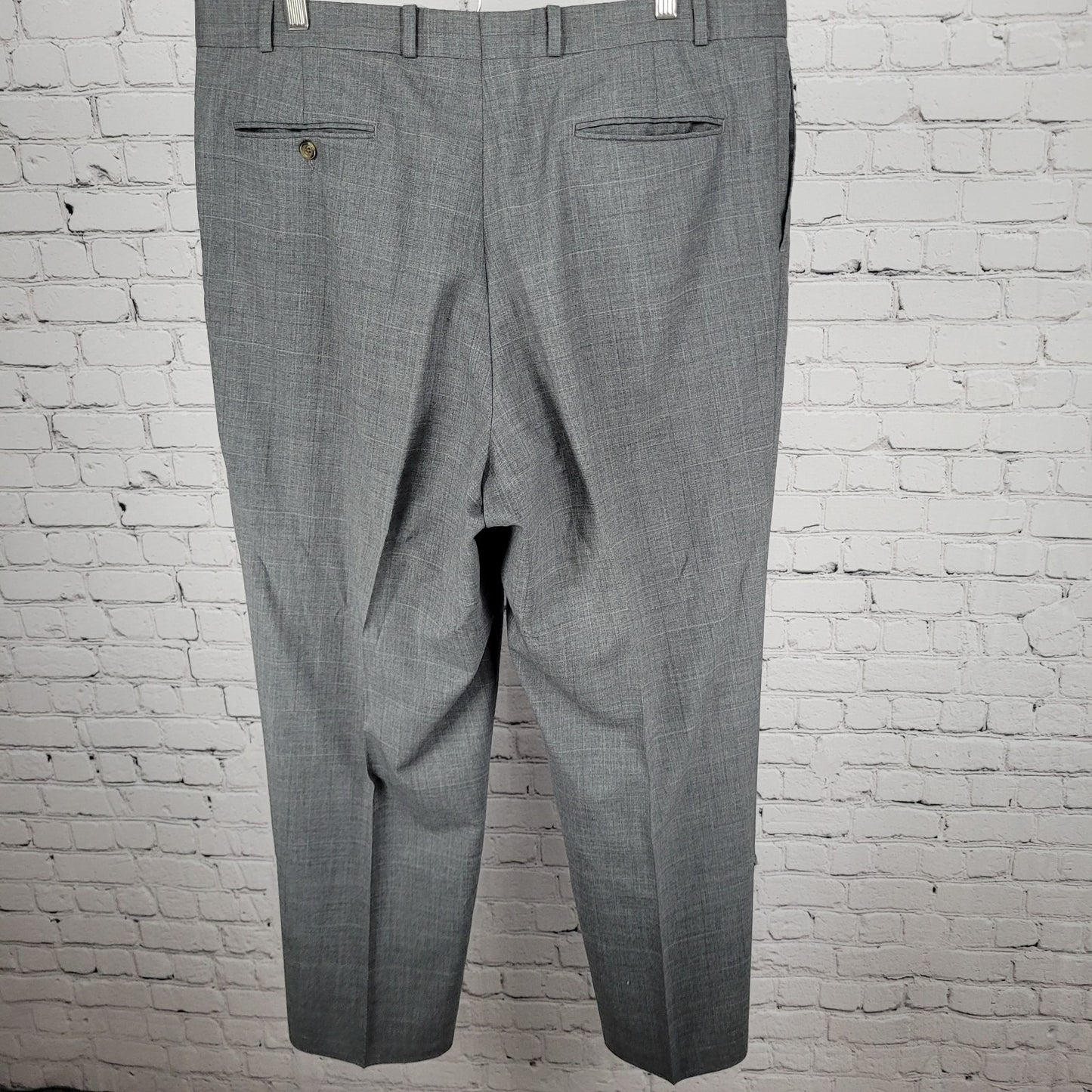 Chaps Ralph Lauren Grey 100% Wool Full Suit Set Jacket Size 46T Pants 39x31