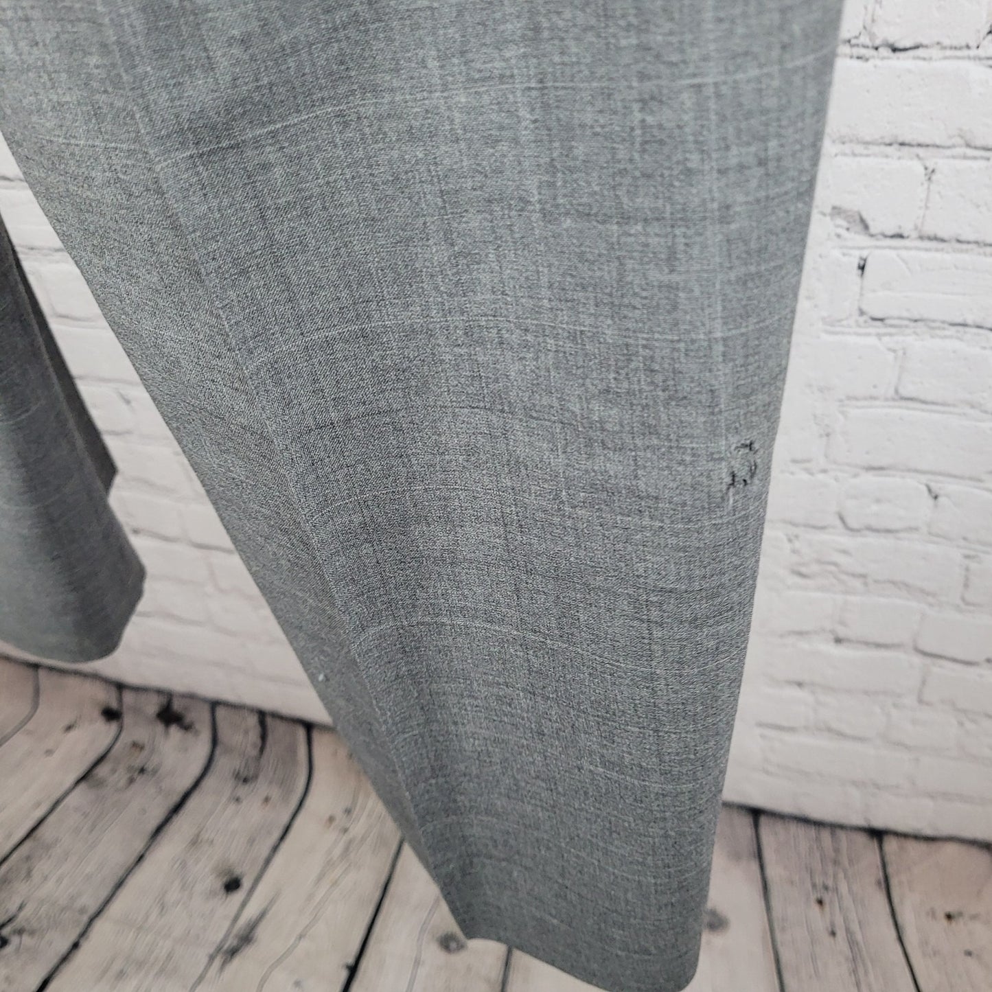 Chaps Ralph Lauren Grey 100% Wool Full Suit Set Jacket Size 46T Pants 39x31