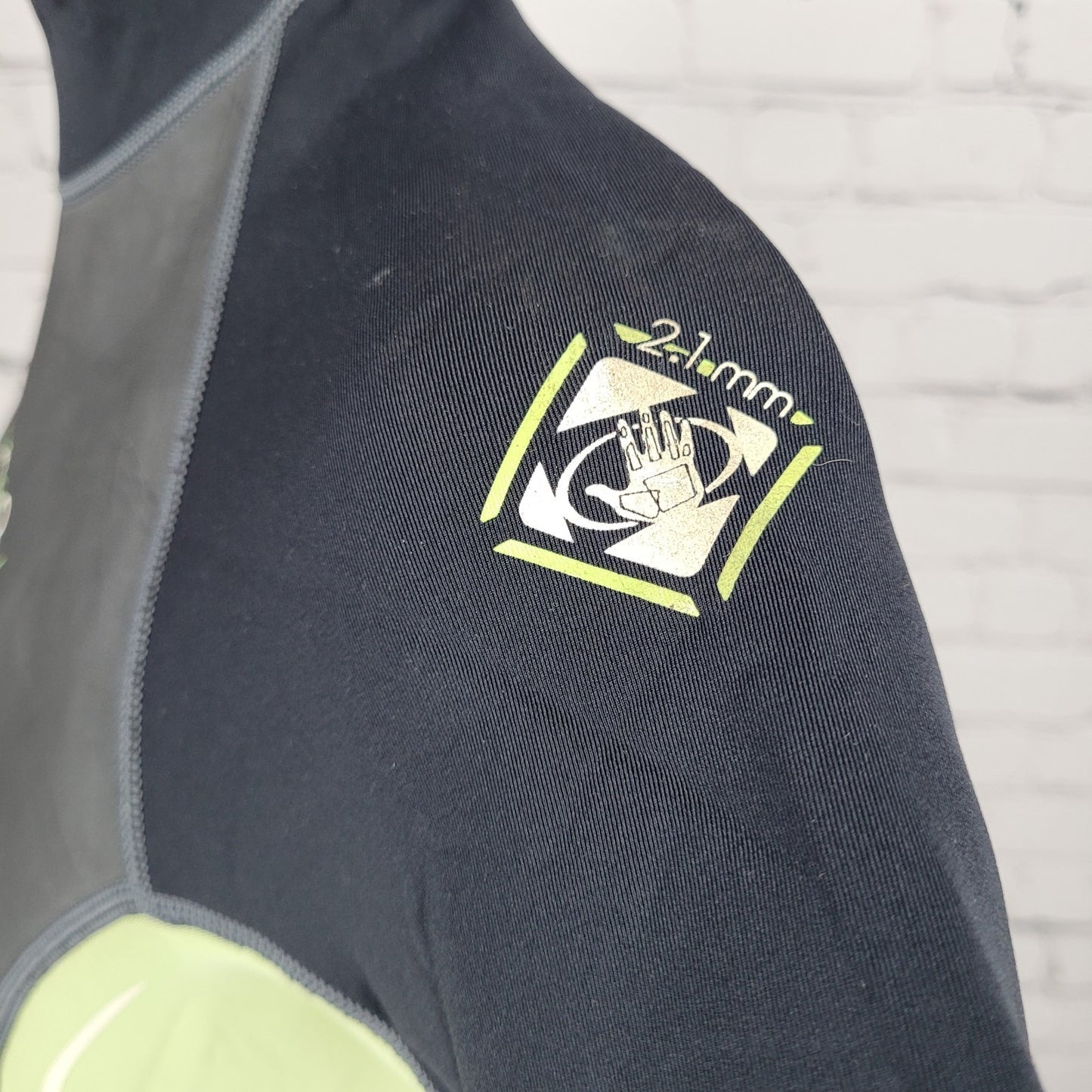 NWT Body Glove Black Green Pro 3 2.1mm Back Zip Shorty Springsuit Wetsuit 5/6