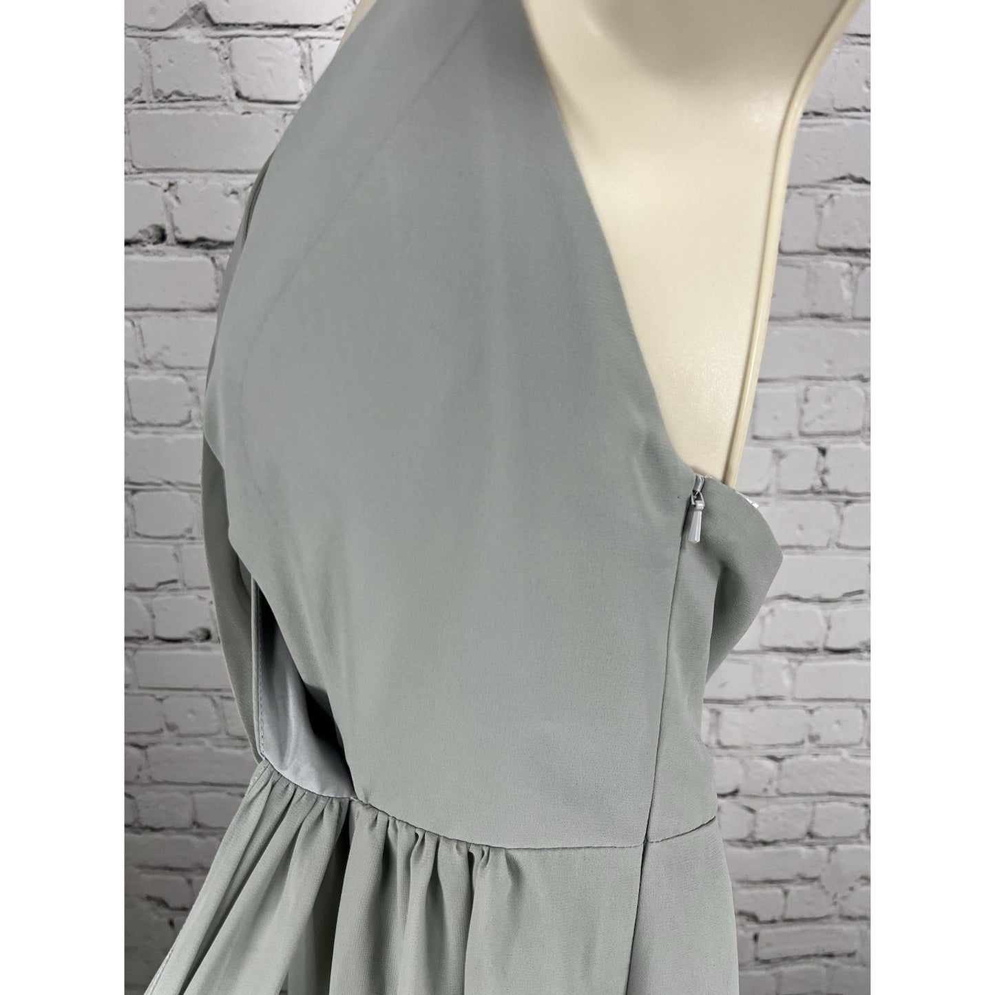NWD Revelry Platinum Grey Hannah Chiffon Faux Wrap Slit Petite Maxi Long Dress 6