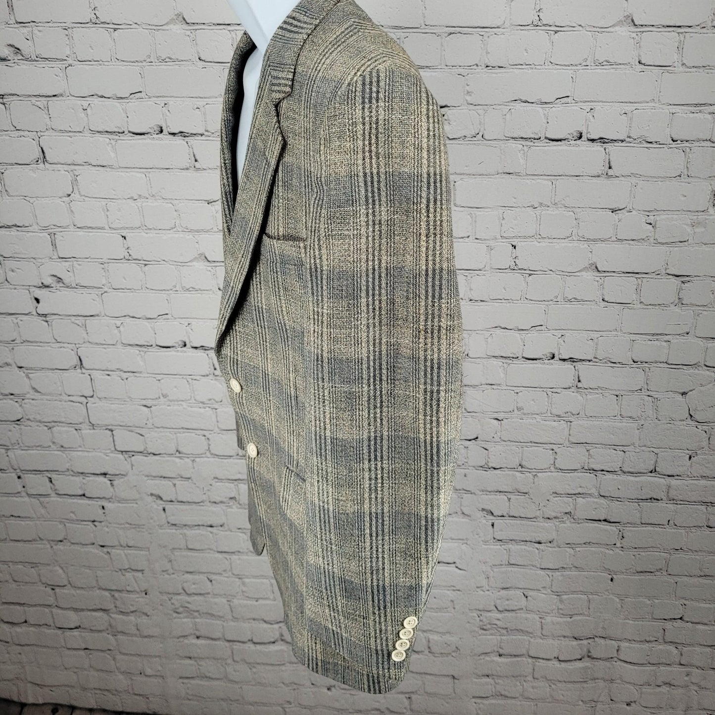 VTG Slax Menswear Blue Plaid 2 Button Vented Blazer Sport Coat USA Made Size 40