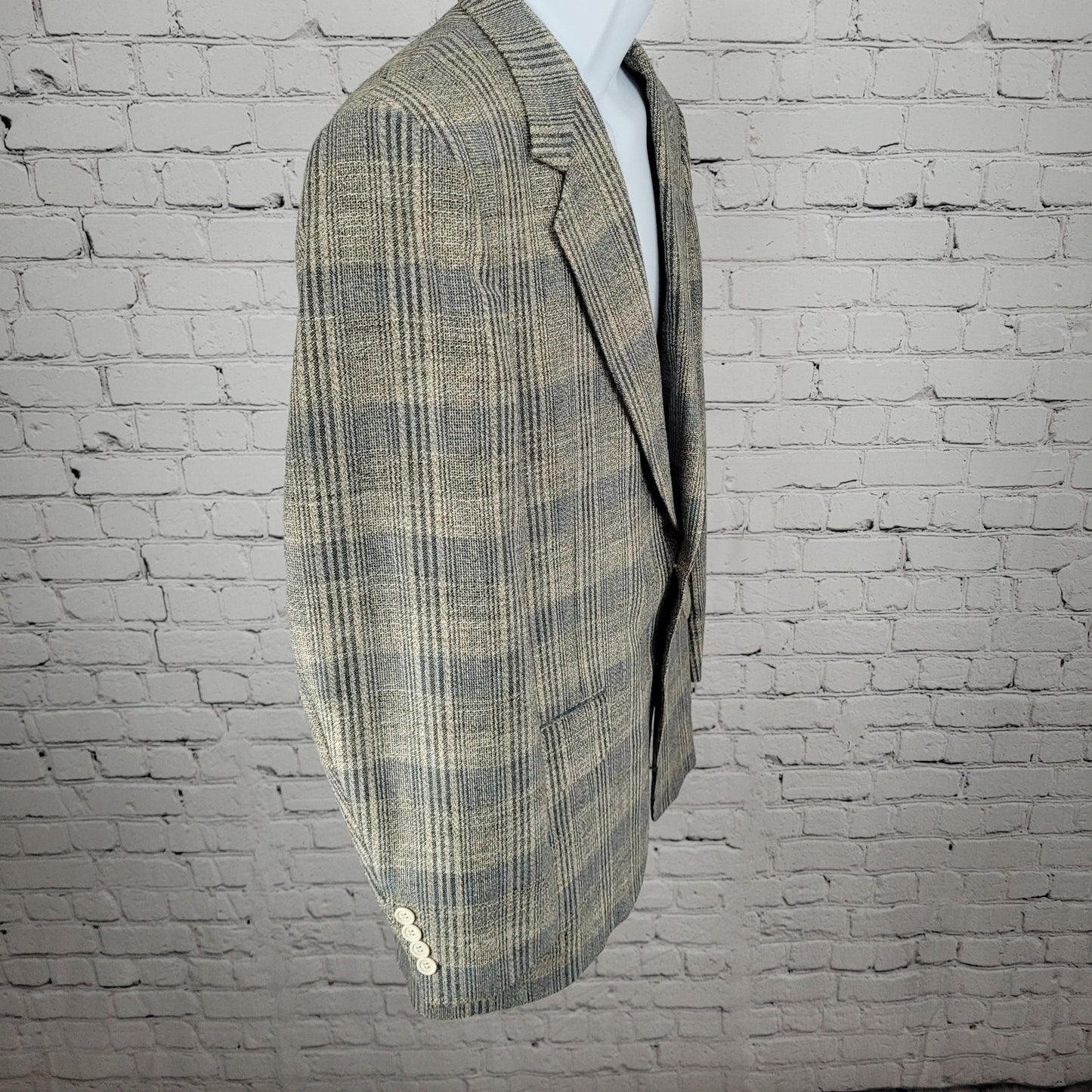 VTG Slax Menswear Blue Plaid 2 Button Vented Blazer Sport Coat USA Made Size 40