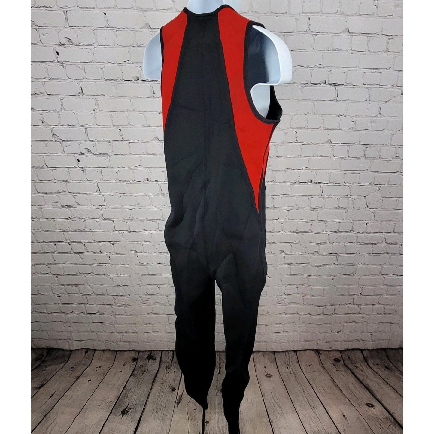 VTG Perceptions Black Red Sleeveless Full Length Front Zip Wetsuit ML