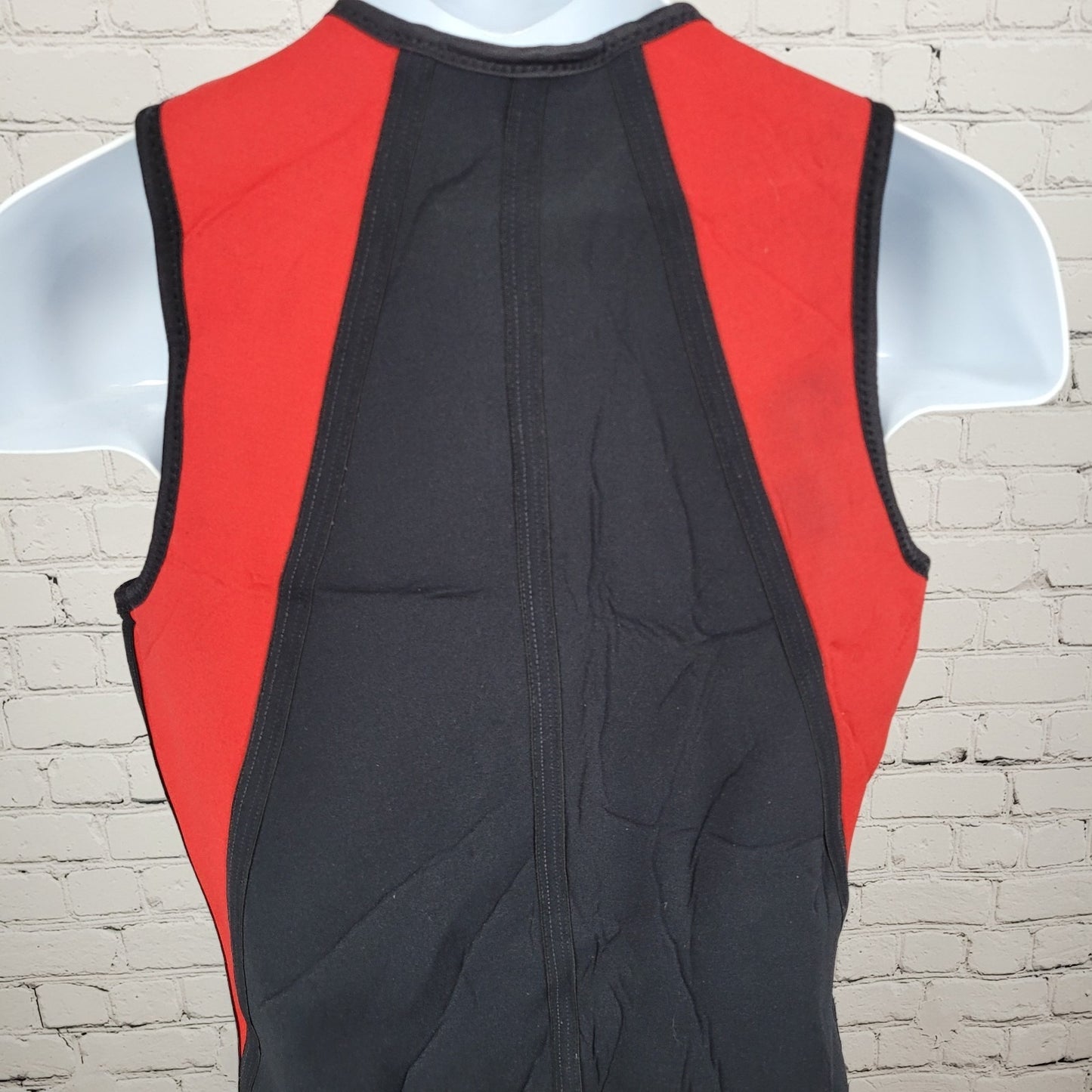 VTG Perceptions Black Red Sleeveless Full Length Front Zip Wetsuit ML