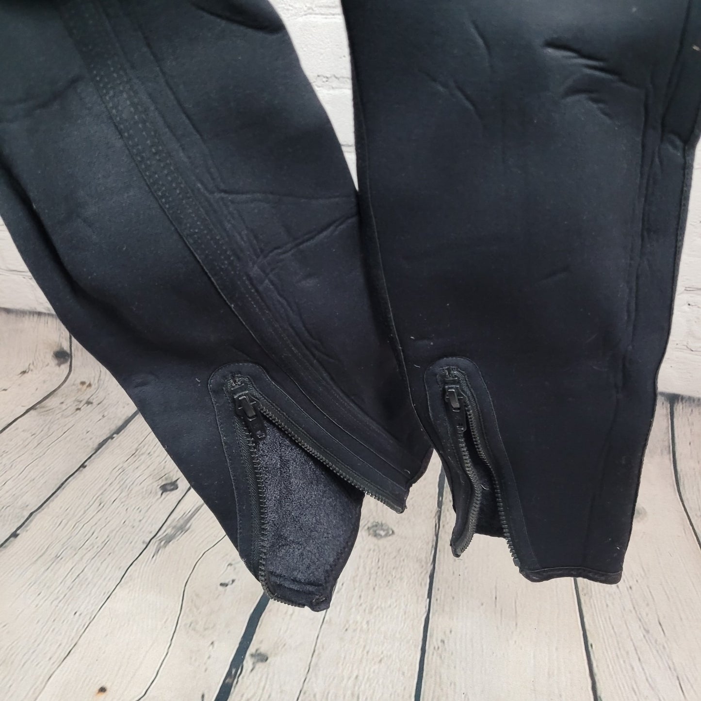 VTG Perceptions Black Red Sleeveless Full Length Front Zip Wetsuit ML