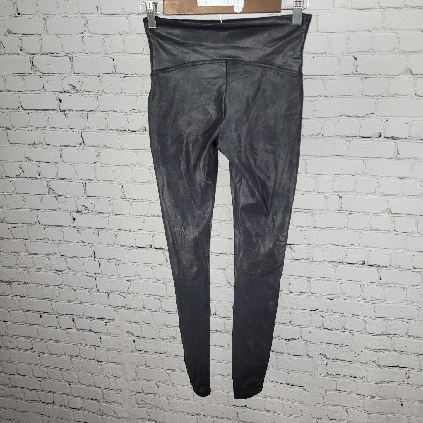 Spanx Black Faux Leather Stretch Mid Rise Athleisure Leggings Yoga Pant Medium M