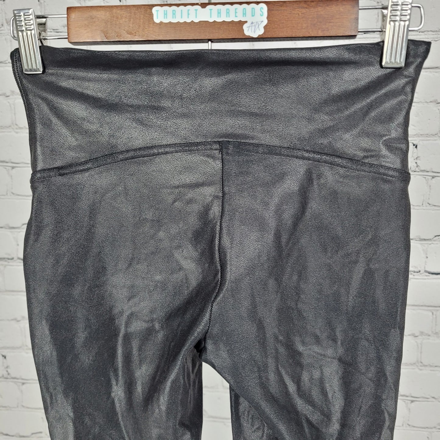 Spanx Black Faux Leather Stretch Mid Rise Athleisure Leggings Yoga Pant Medium M