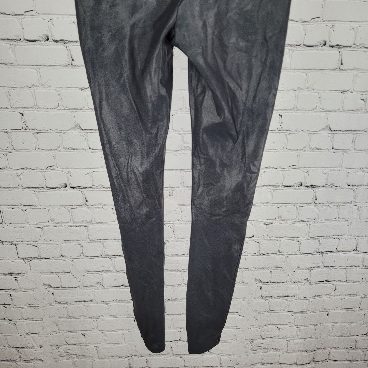 Spanx Black Faux Leather Stretch Mid Rise Athleisure Leggings Yoga Pant Medium M