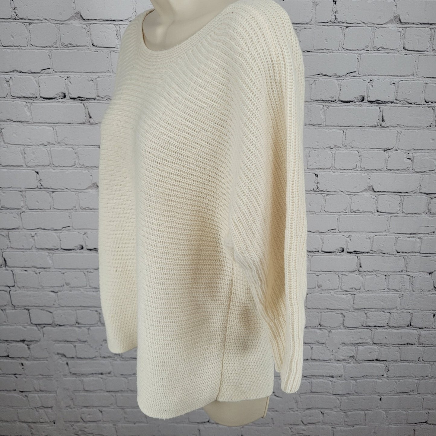 Ann Taylor Ivory Wool Cashmere Blend Knit 3/4 Sleeve Sweater Size Medium M