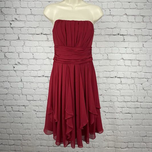 David’s Bridal Red Pleated Empire Waist Strapless Prom Zipped Short Dress Size 2