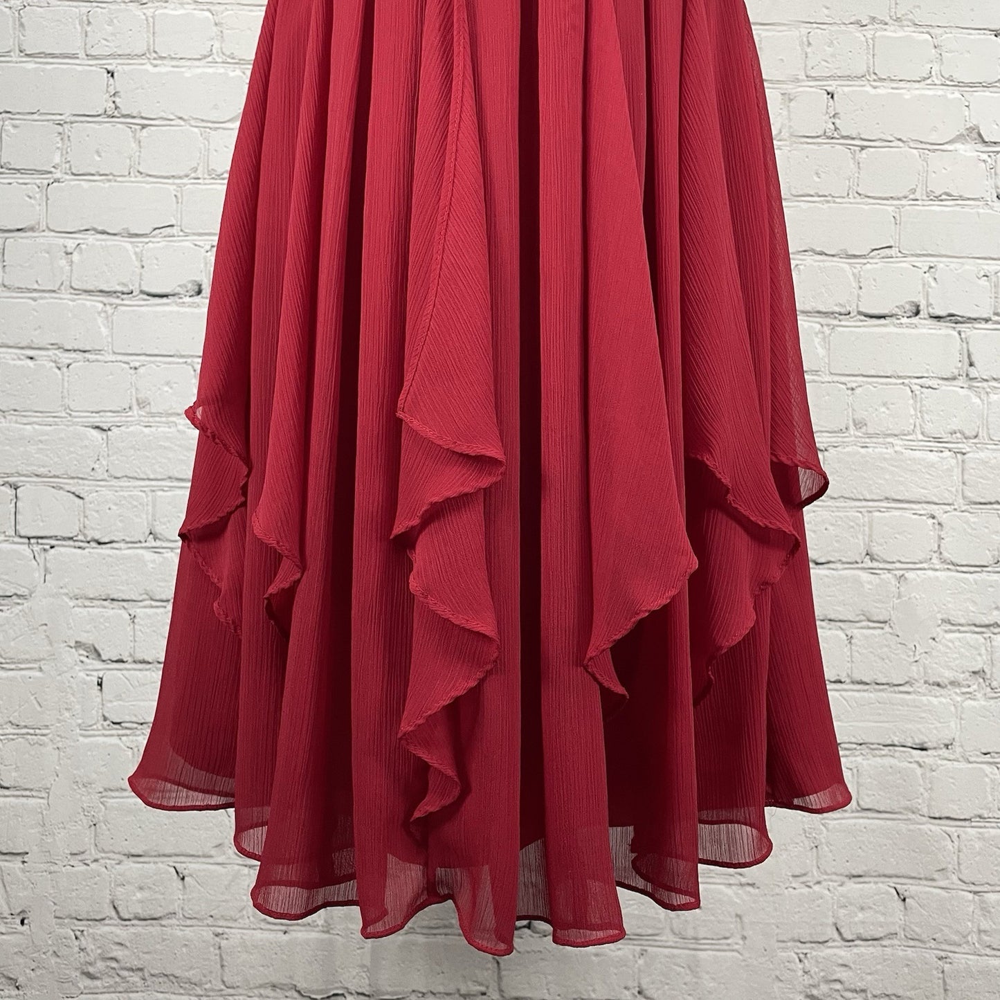 David’s Bridal Red Pleated Empire Waist Strapless Prom Zipped Short Dress Size 2