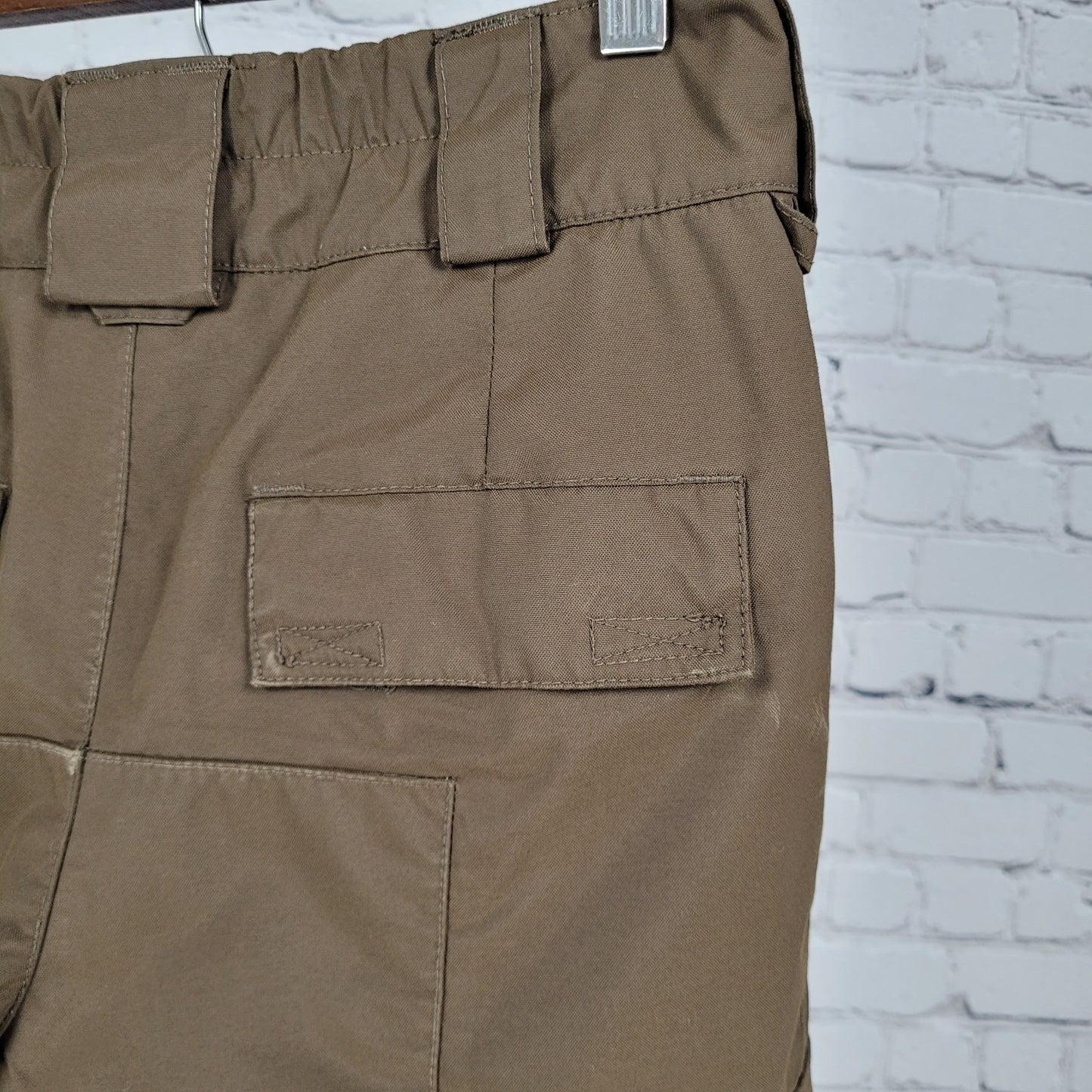 Burton Brown Insulated Snow Winter Cargo Pants Youth Size Small S (26x22.5)