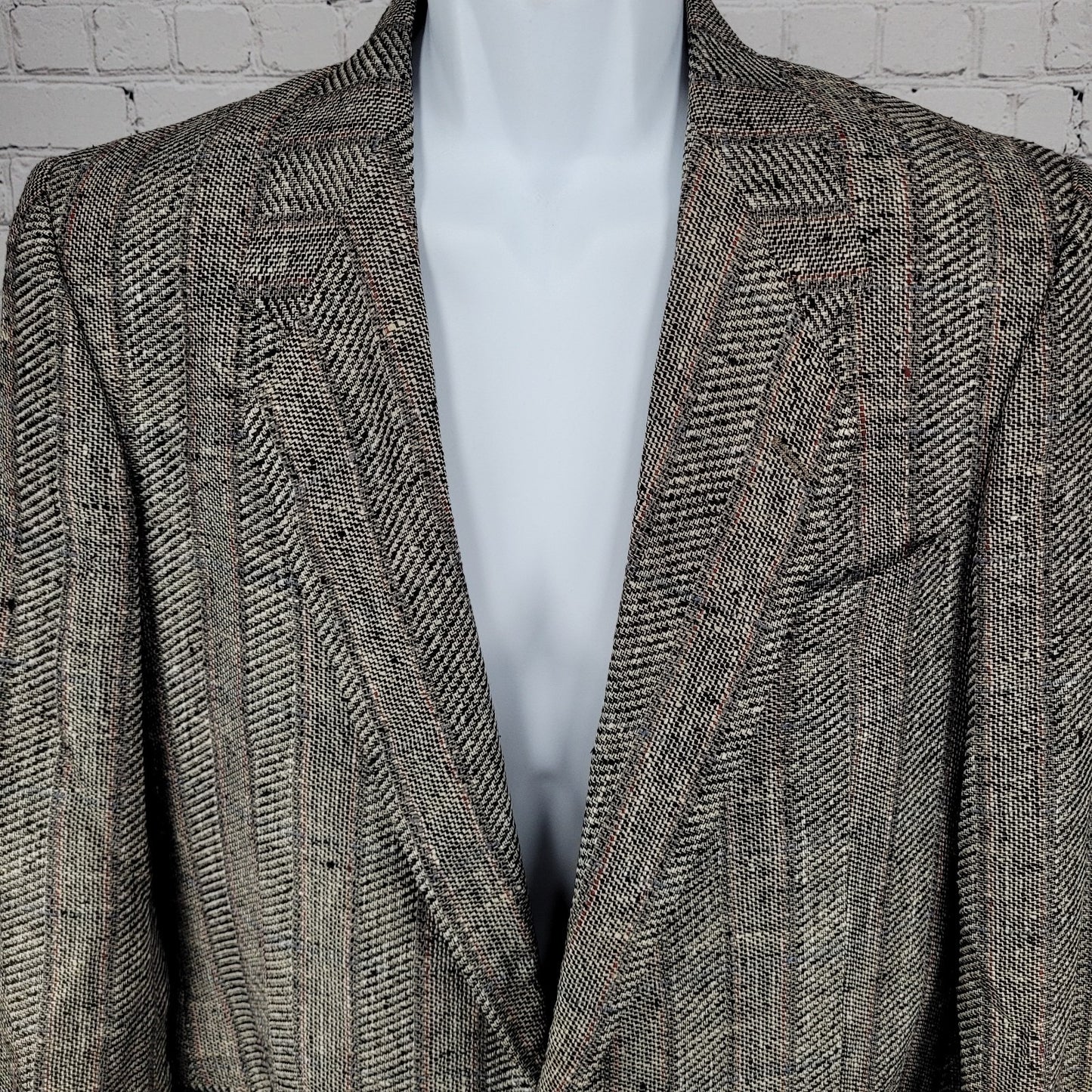 Profilo White Black Striped 2 Button Ventless Notch Blazer Sport Coat Italy 40