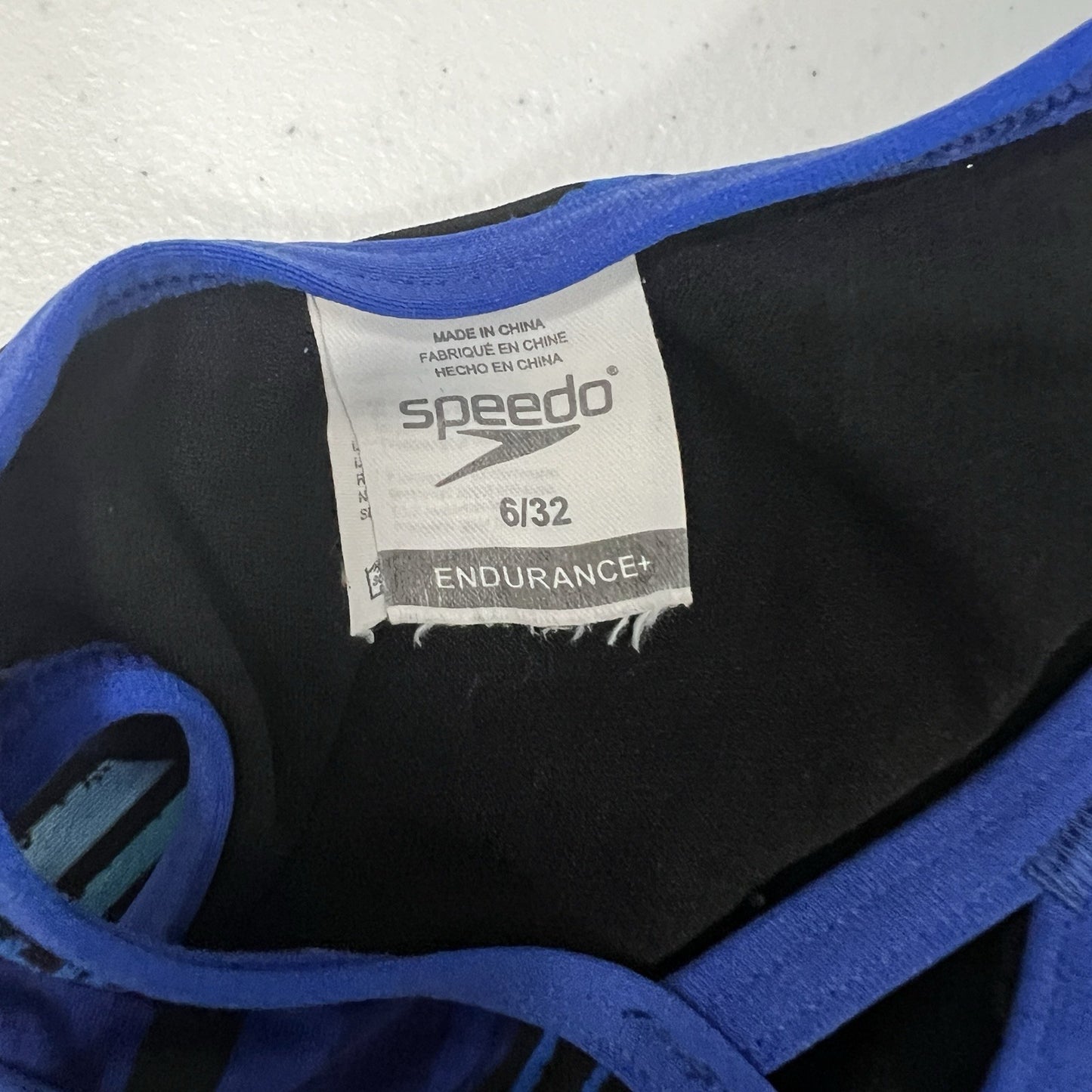 Speedo Blue Striped One Piece Endurance+ Flyback Swimsuit Women’s Size 6/32