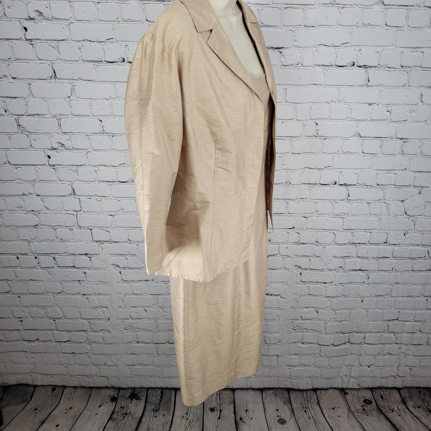 Finity Gold Beige 100% Silk Shirt Jacket & Dress Matching 2 Piece Set Size 8