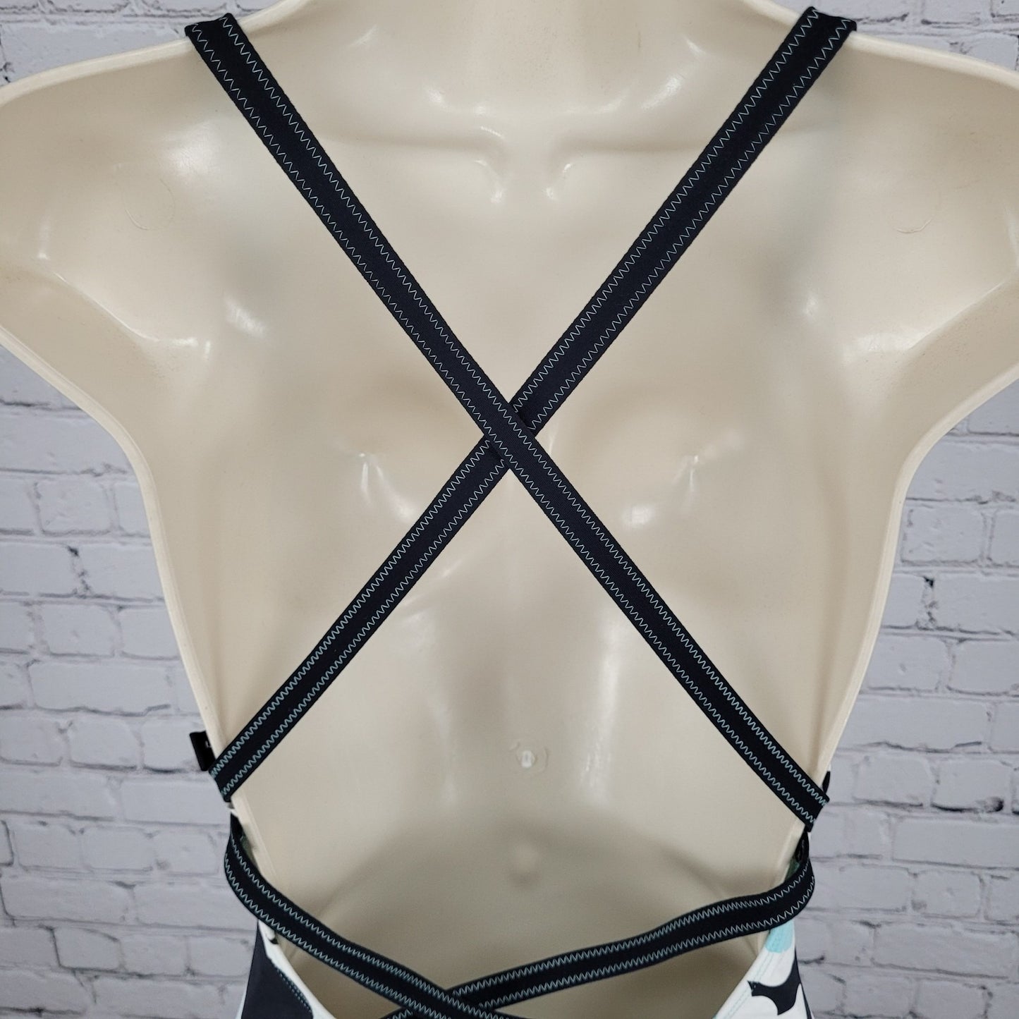 La Blanca Blue Floral Padded Strappy Back One Piece Swimsuit USA Made Size 12