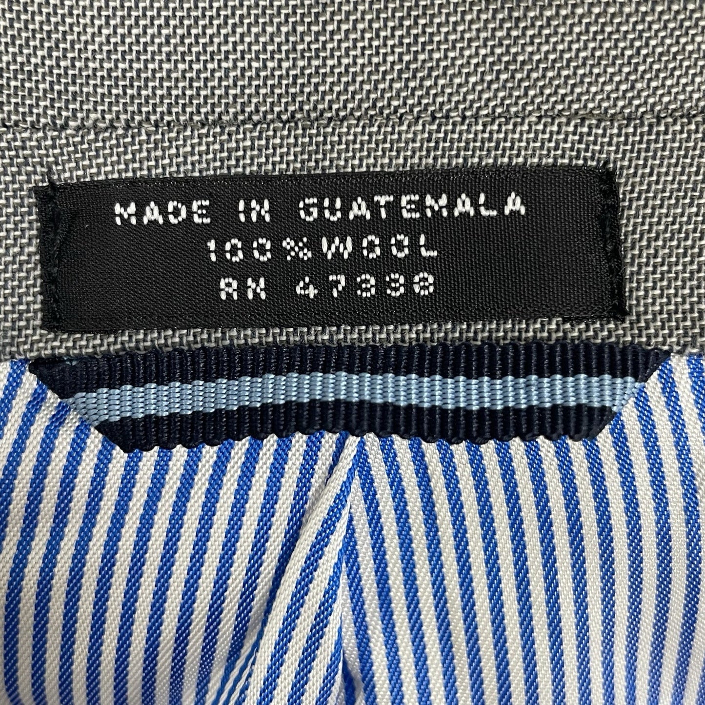 Tommy Hilfiger Grey 100% Wool 2 Button Double Vented Blazer Size 42L *defect