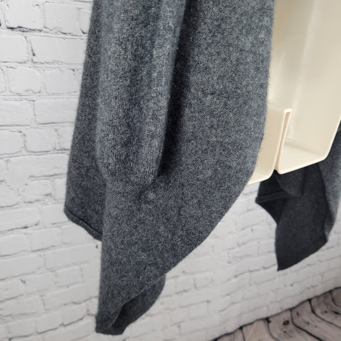 Red Twist Grey 100% Cashmere Cozy Drapey Open Waterfall Cardigan Size Small S
