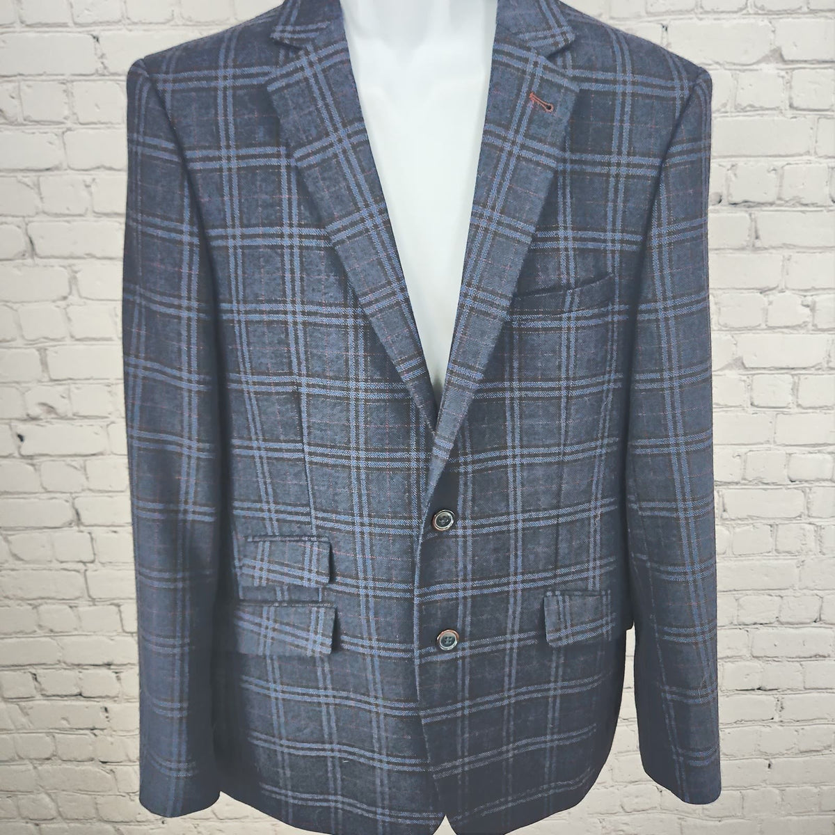 Bachrach Blue Gray Plaid 100% Wool 2 Button Notch Blazer Sport Coat 42R