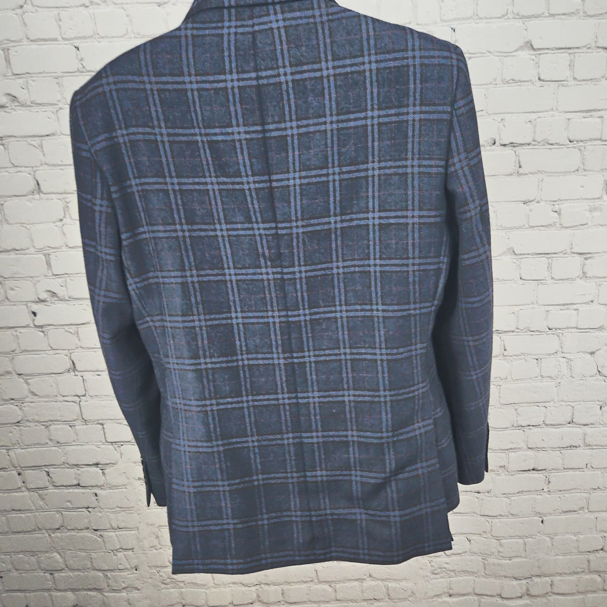 Bachrach Blue Gray Plaid 100% Wool 2 Button Notch Blazer Sport Coat 42R