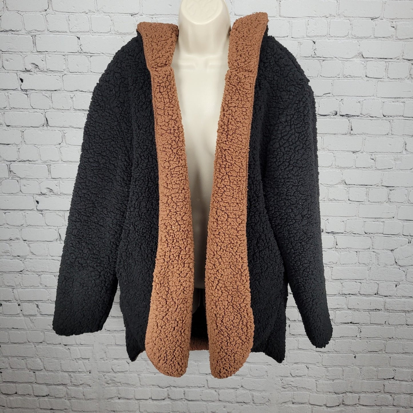 Urban Outfitters Black Soft Sherpa Fleece Oversized Open Hoodie Jacket Size M/L