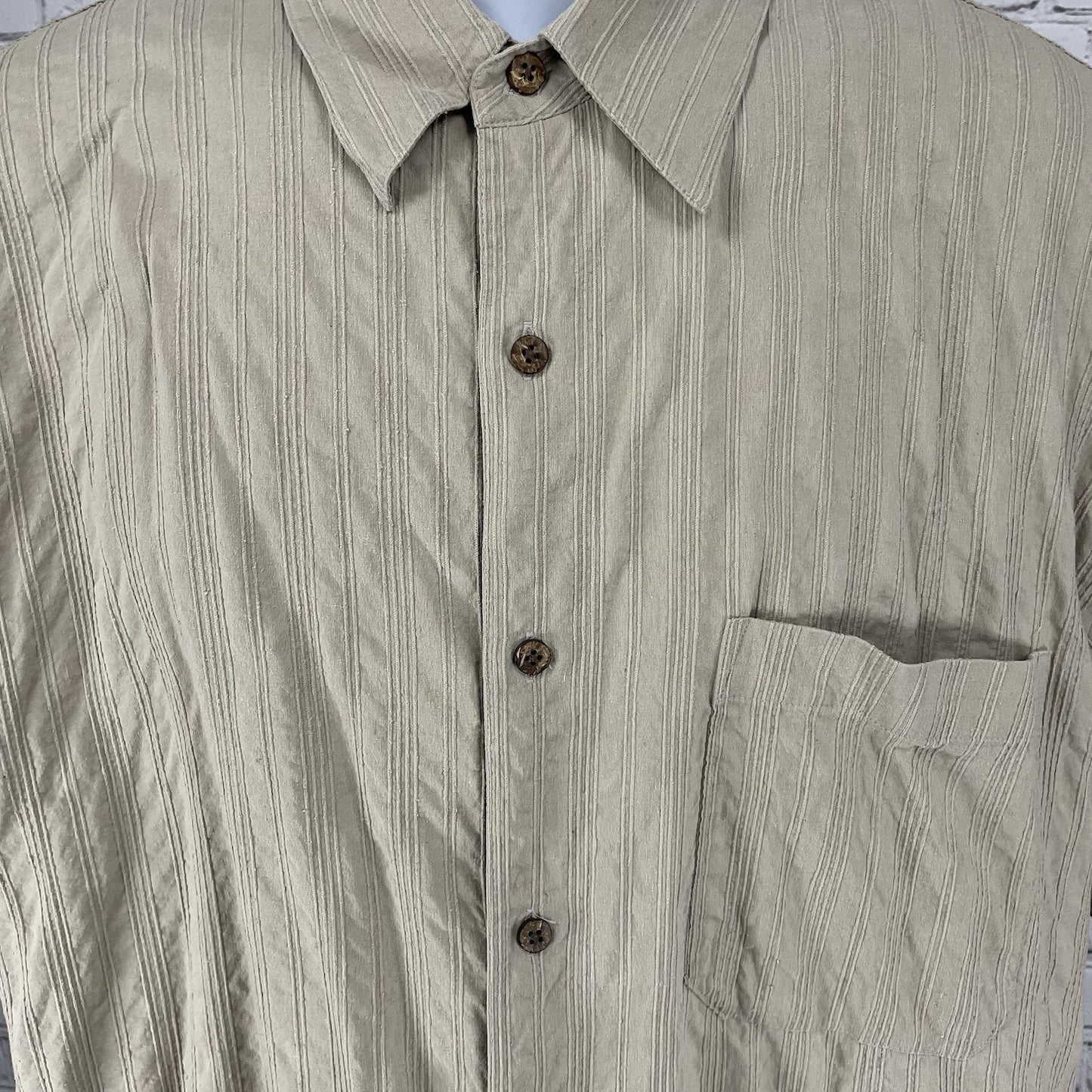 Kaid Beige Tan 100% Silk Textured Stripe Easy Care Button Up Shirt Size Medium M