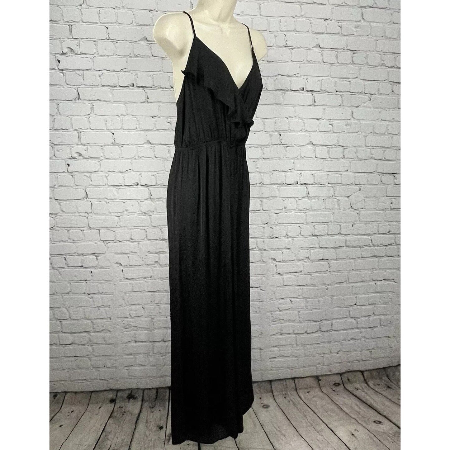 Victoria’s Secret Black Strappy Lightweight Wide Leg Flowy Jumper Size Medium M