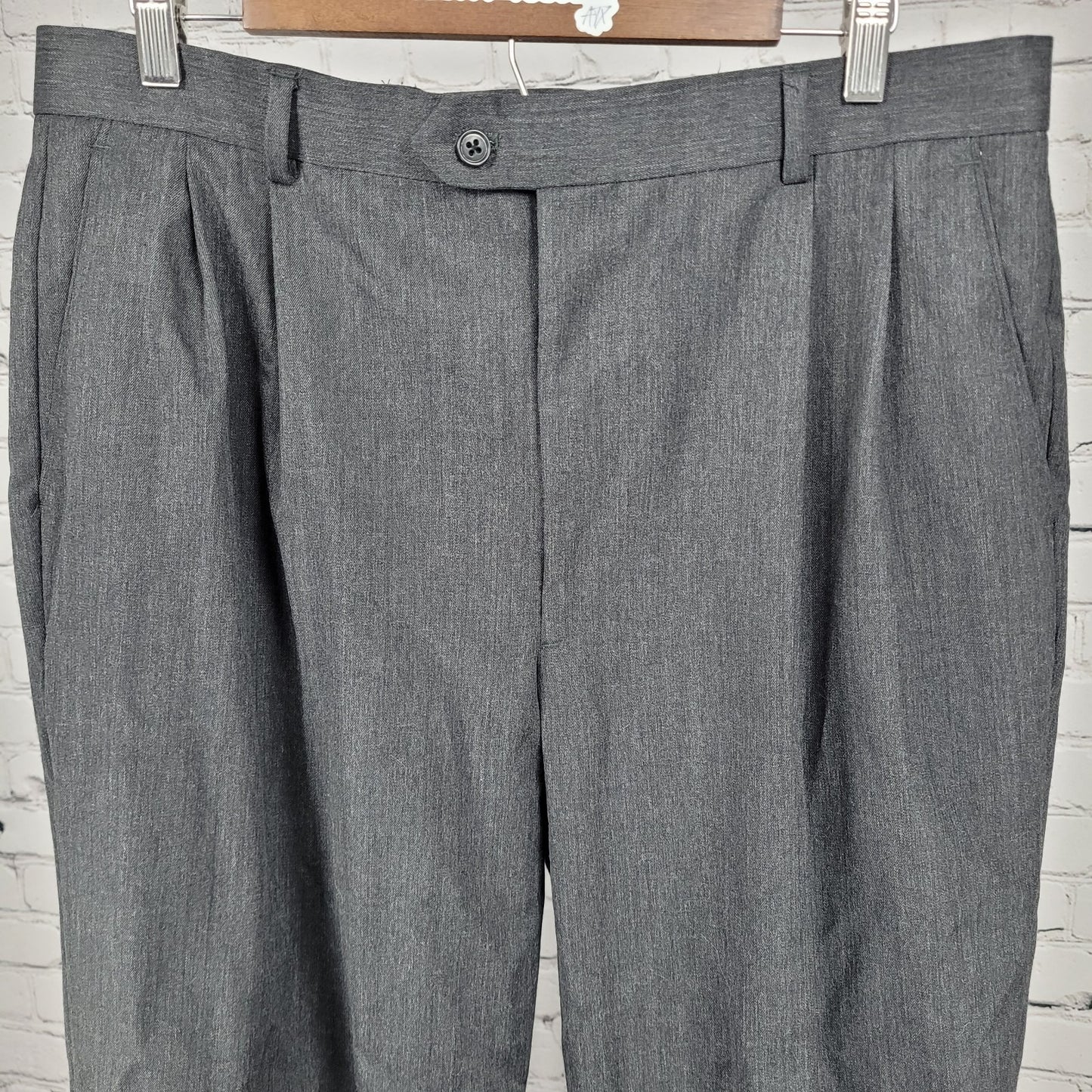 Joseph & Feiss Grey Wool Blend Pleated Cuffed Straight Dress Pants 35x30 (34x30)